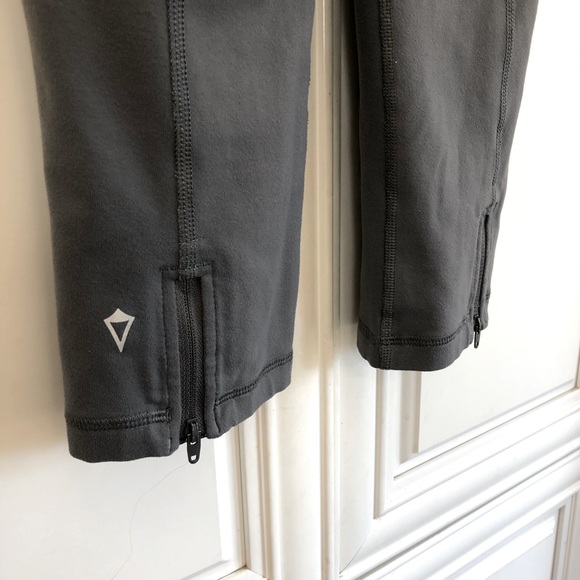 SIZE 6 Ivivva by Lululemon girls crop legging - Picture 5 of 10